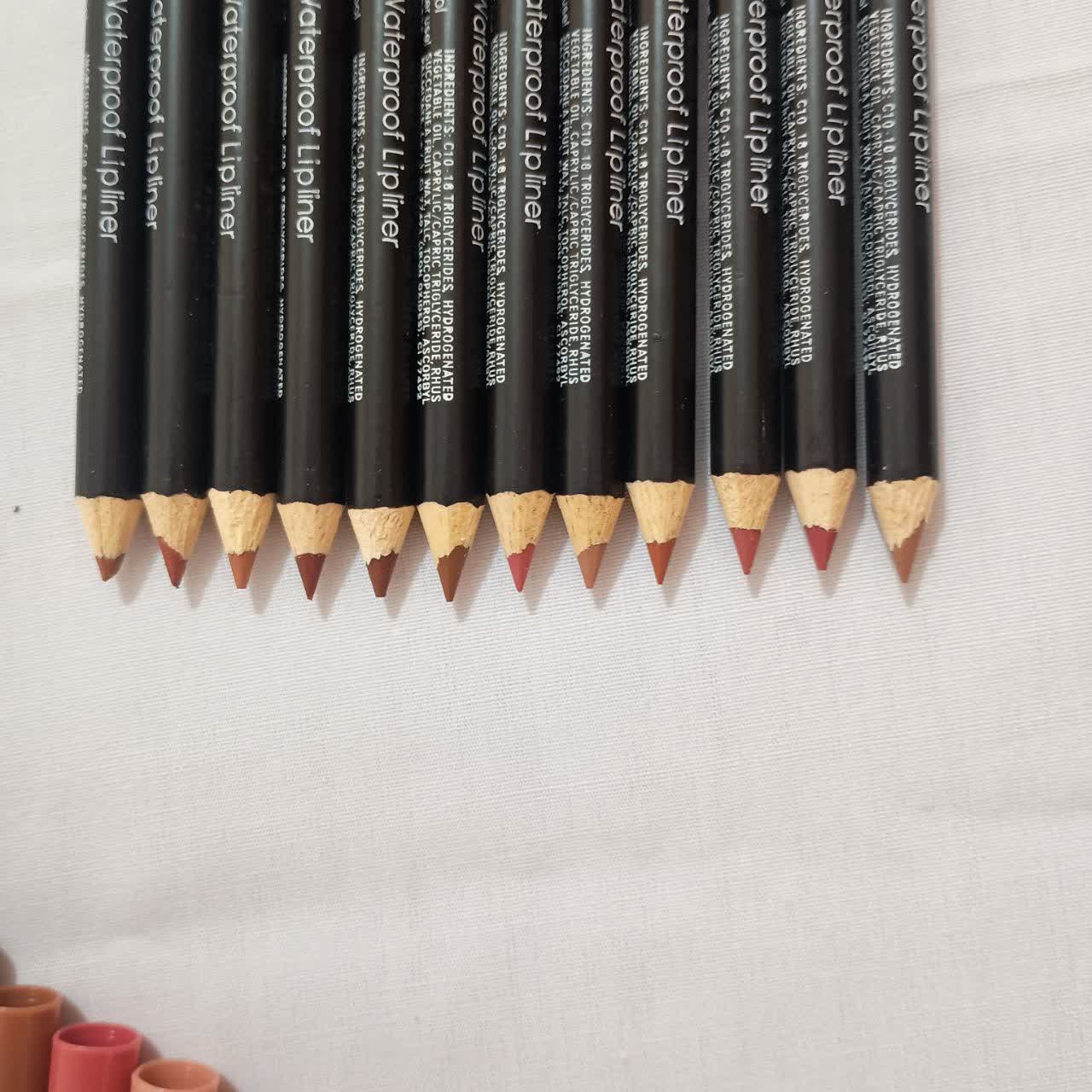 خط لب مدادی فلورمار