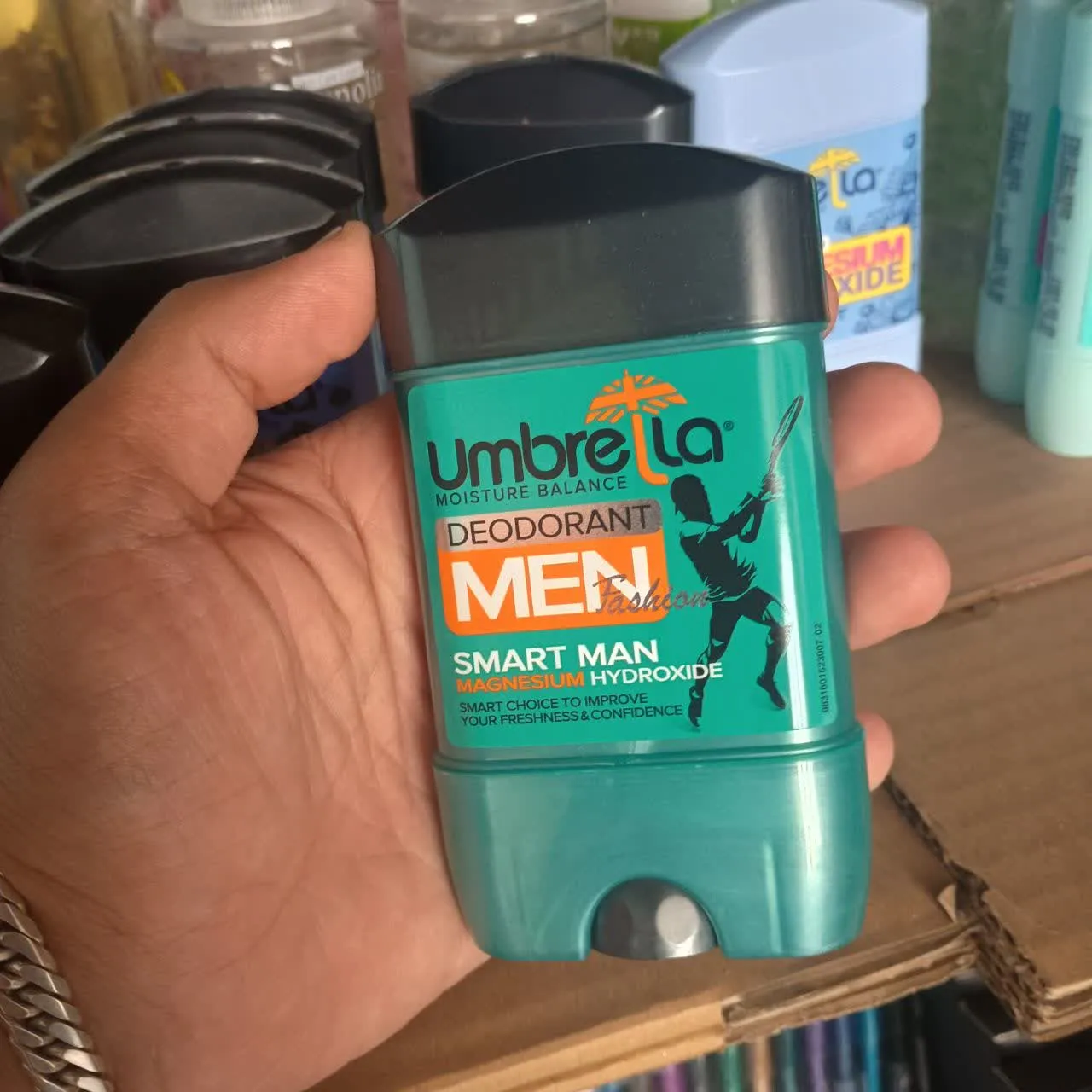 مام امبرلا مردانه سبز رنگ