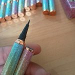 خط چشم ماژیکی پوکه اکلیلی مک