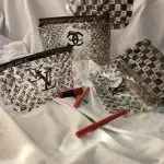 کیف آرایشی طلقی دستی